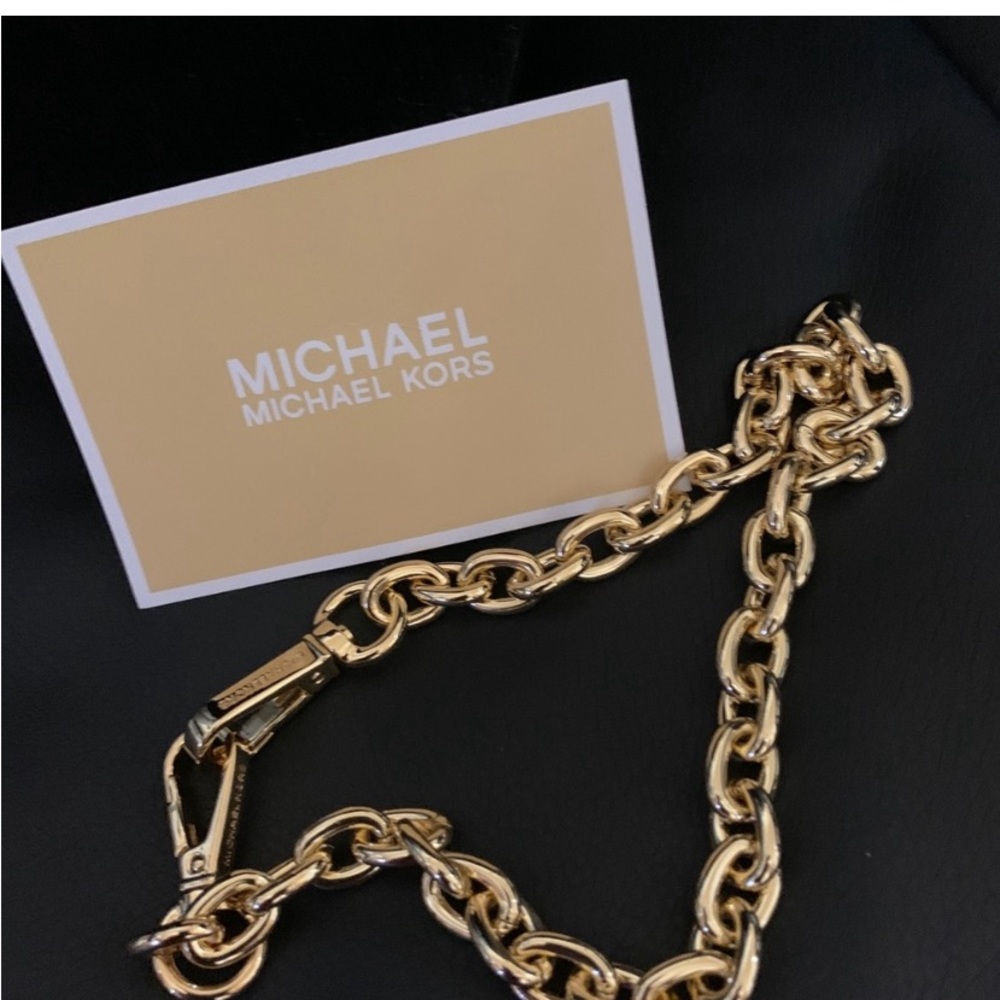 Michael Kors 🌸 chain/accessory